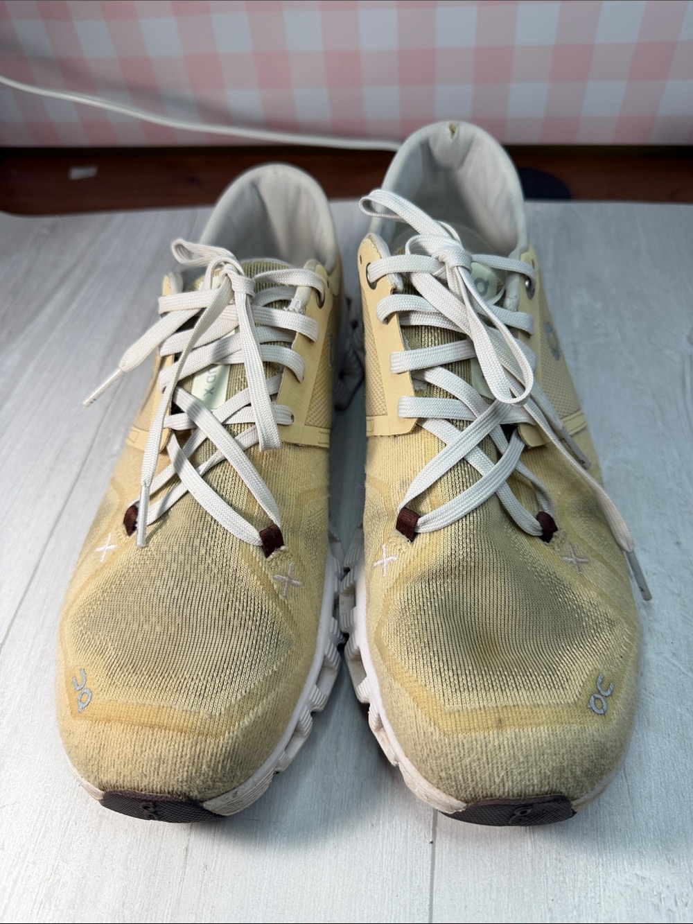 On Running Cloudswift Lightweight Men's Running Shoe - Beige - Picture 3 of 11